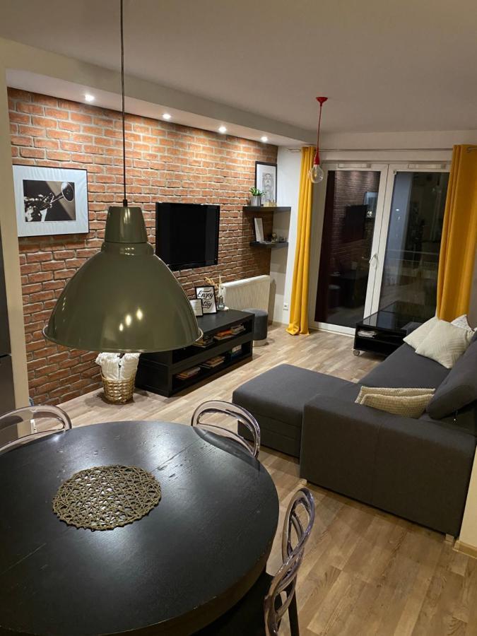 Dyrekcyjna Apartment 弗罗茨瓦夫 外观 照片