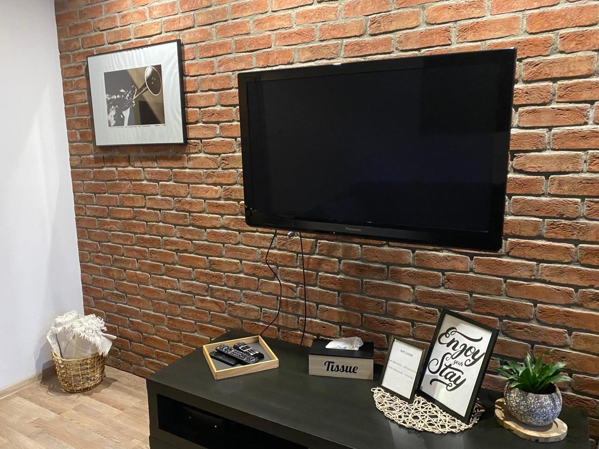 Dyrekcyjna Apartment 弗罗茨瓦夫 外观 照片